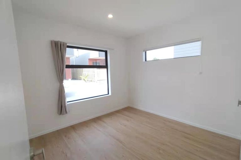 Photo of property in 36a Marendellas Drive, Bucklands Beach, Auckland, 2014