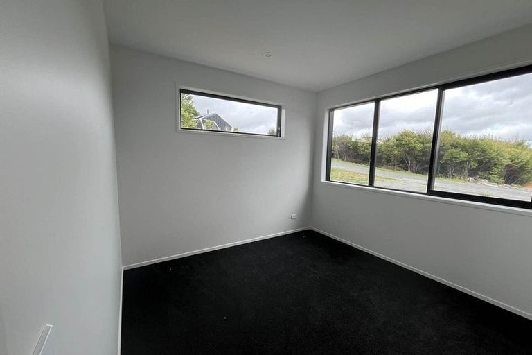 Photo of property in 250 Hillcrest Road, Wainui, 0931
