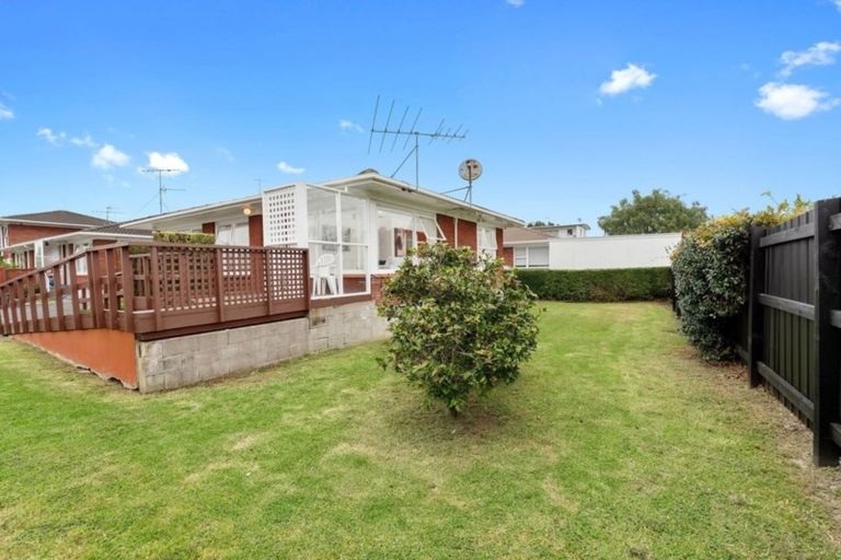 Photo of property in 4/768 Beach Road, Browns Bay, Auckland, 0630