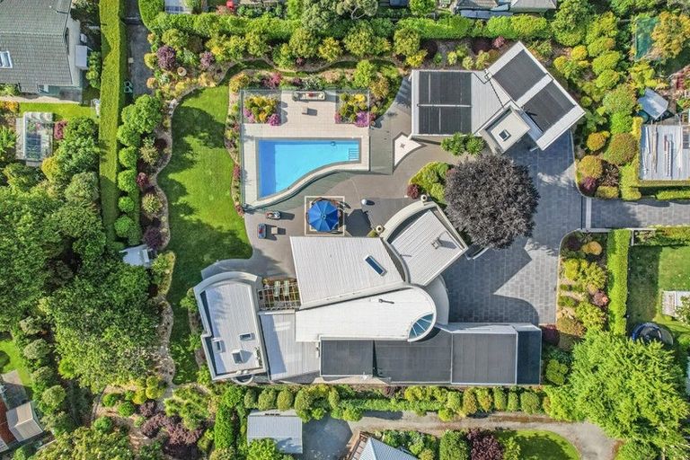 Photo of property in 10 Sunny Glen, Waikanae, 5036