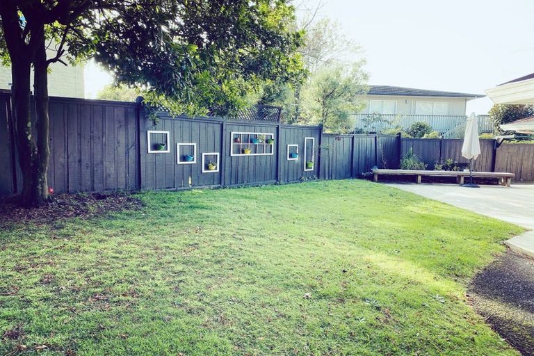 Photo of property in 41 Marywil Crescent, Hillcrest, Auckland, 0627