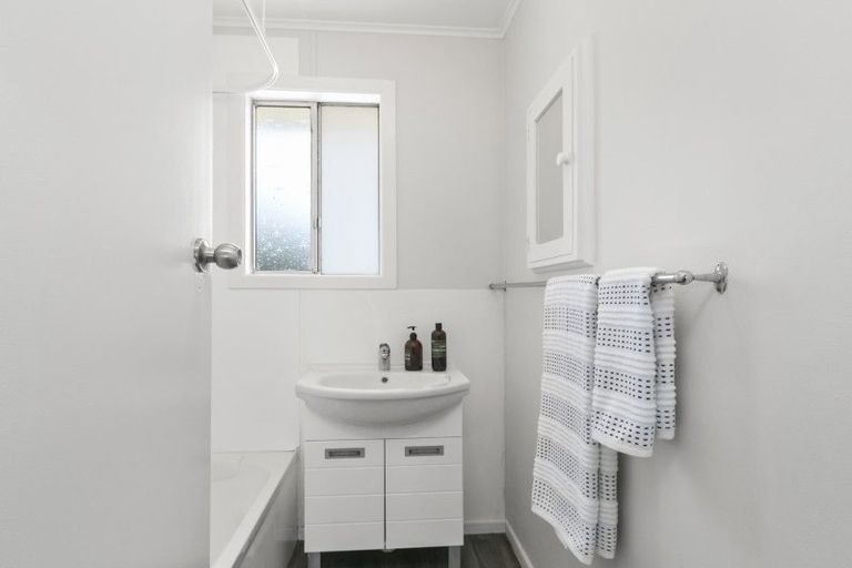 Photo of property in 22 Hamstead Street, Wainuiomata, Lower Hutt, 5014