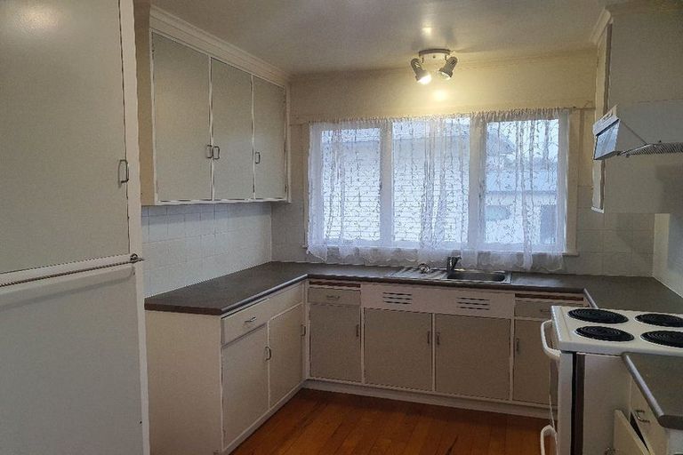 Photo of property in 15 Becroft Drive, Forrest Hill, Auckland, 0620