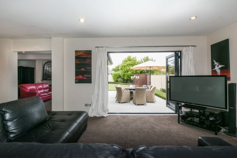 Photo of property in 6 Bourke Place, Havelock North, 4130