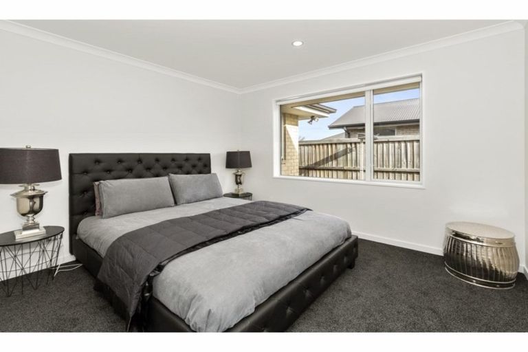 Photo of property in 35 Mariposa Crescent, Aidanfield, Christchurch, 8025