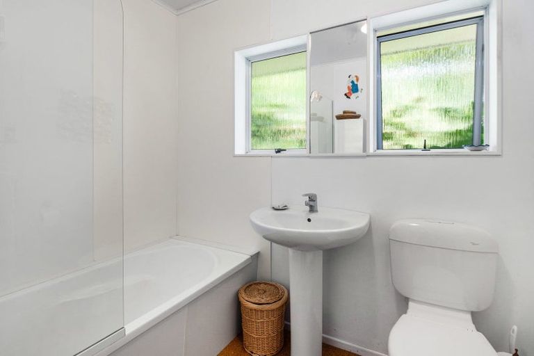 Photo of property in 15 Cook Crescent, Kaiteriteri, Motueka, 7197