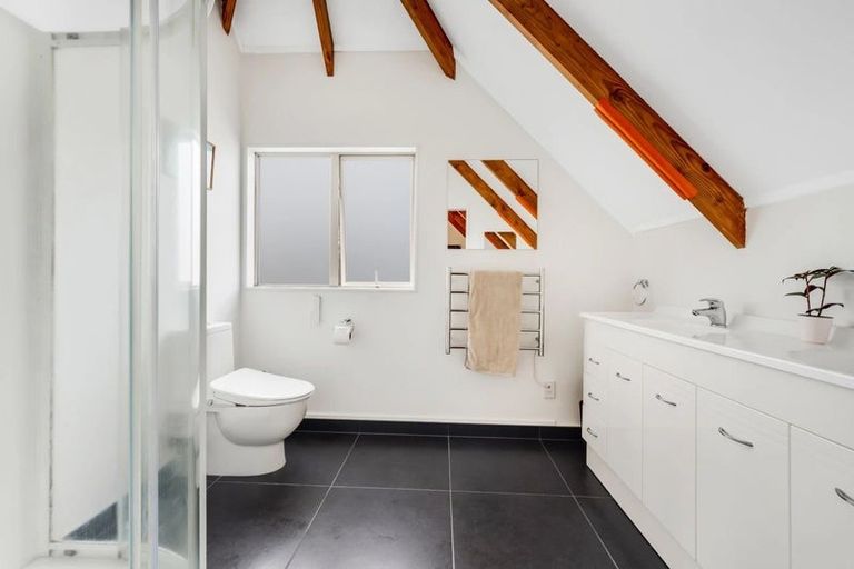 Photo of property in 2/17 Daria Place, Northpark, Auckland, 2013