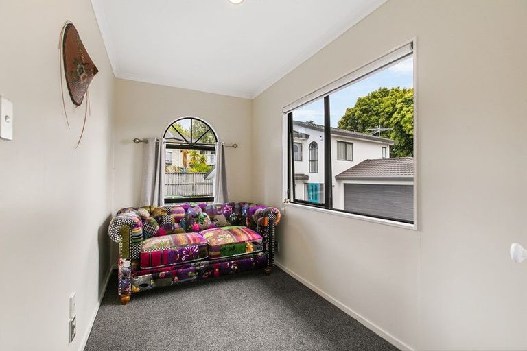 Photo of property in 6 Gerda Place, Ranui, Auckland, 0612