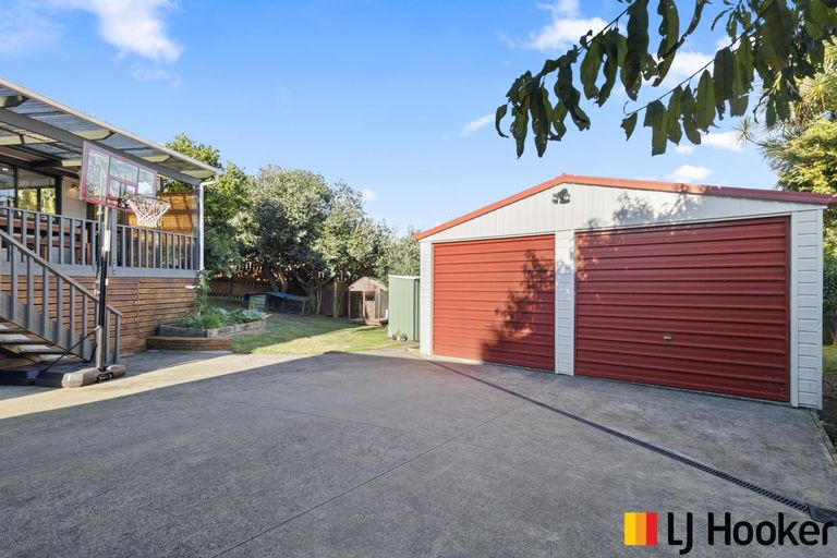 Photo of property in 3 Campbell Street, Waiuku, 2123