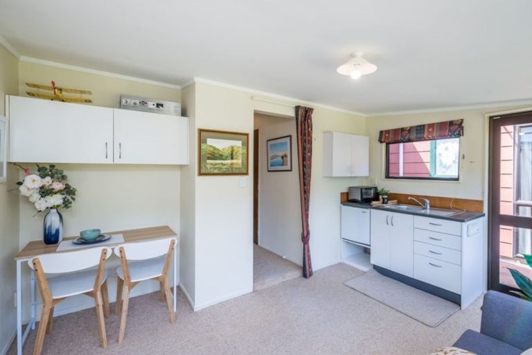 Photo of property in 55 Matatua Road, Raumati Beach, Paraparaumu, 5032