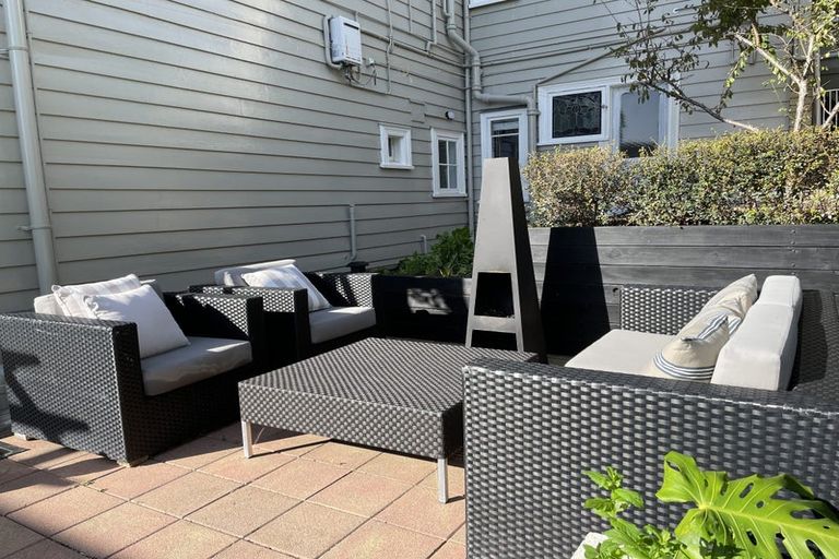 Photo of property in 8a Alberon Street, Parnell, Auckland, 1052