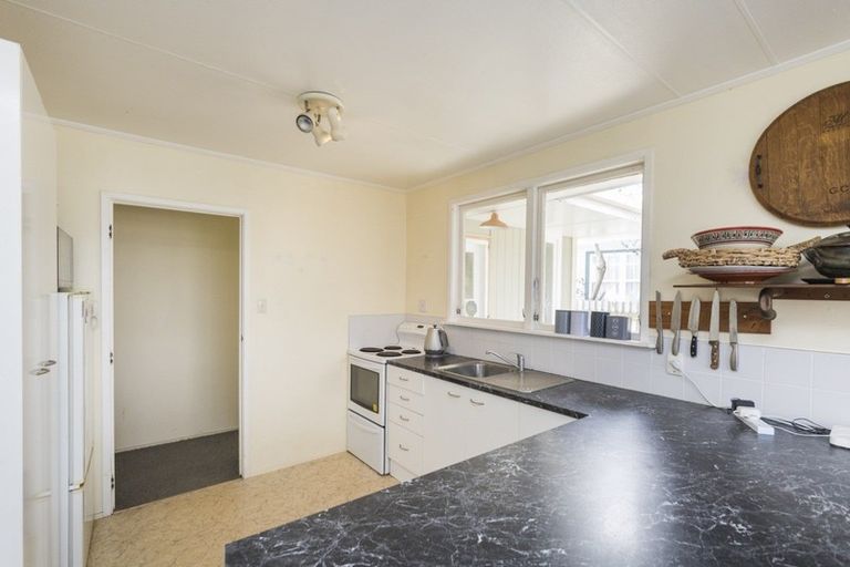 Photo of property in 90 Apollo Parade, Milson, Palmerston North, 4414