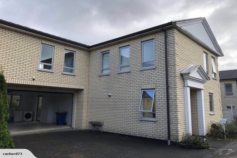 Photo of property in 61c Fields Parade, Oteha, Auckland, 0632