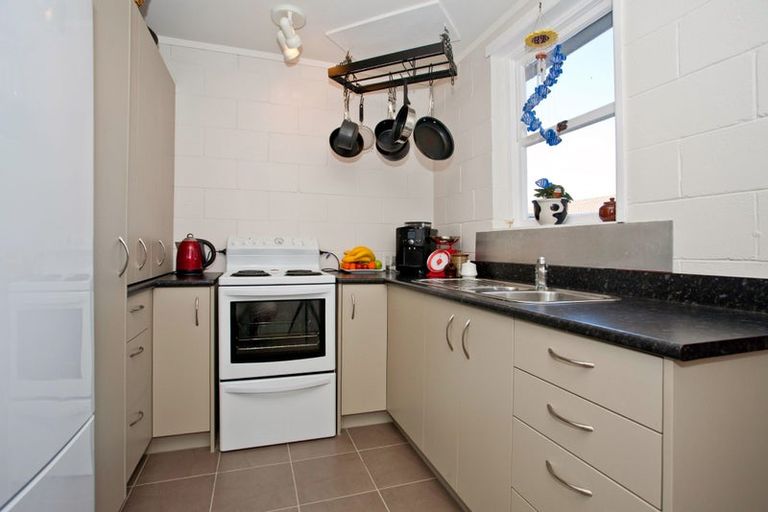 Photo of property in 1/21 Elizabeth Street, Orewa, 0931