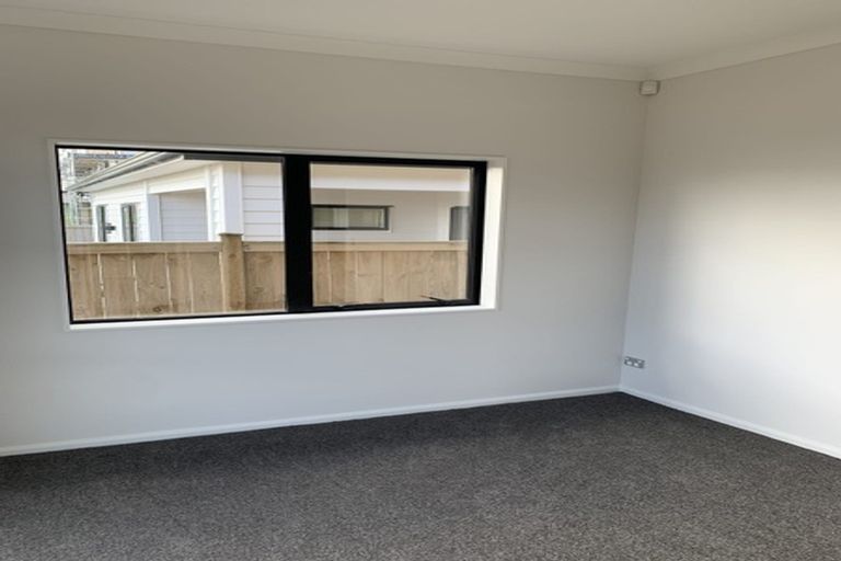 Photo of property in 98 Tir Conaill Avenue, Flat Bush, Auckland, 2019