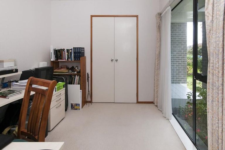 Photo of property in 11 Woodgers Way, Somerville, Auckland, 2014