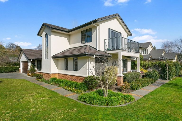 Photo of property in 1 Shaw Street, Leamington, Cambridge, 3432