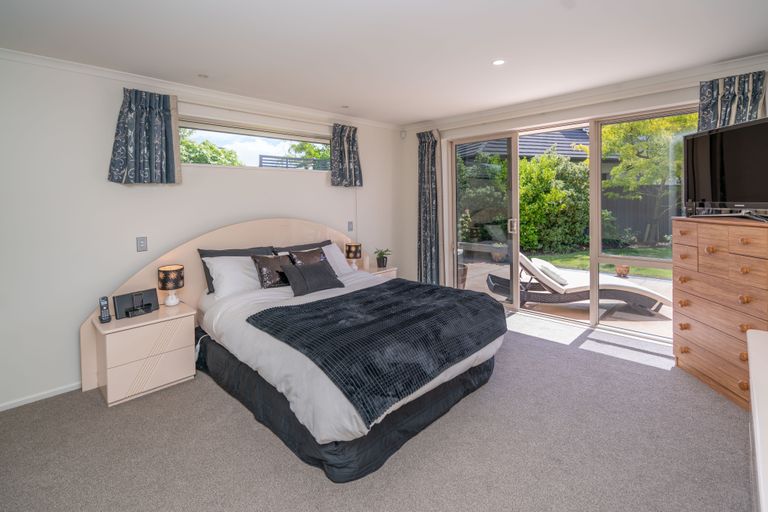 Photo of property in 54 Westpark Drive, Burnside, Christchurch, 8053