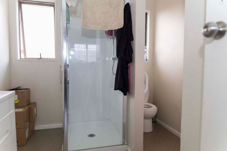 Photo of property in 2/28 Miller Street, Dannevirke, 4930