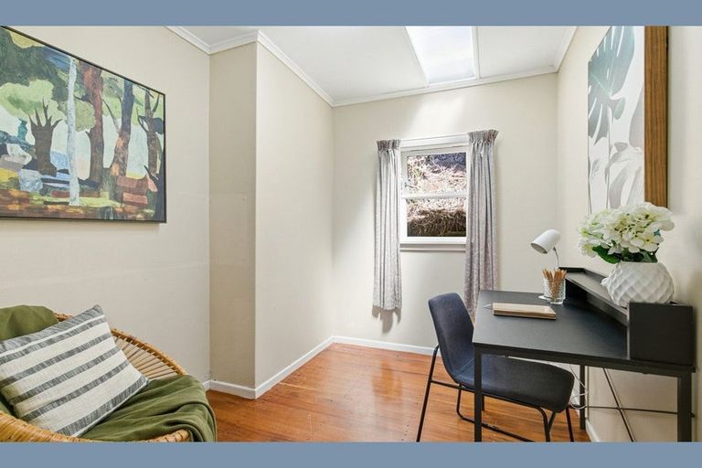 Photo of property in 37 Balfour Street, Mornington, Wellington, 6021