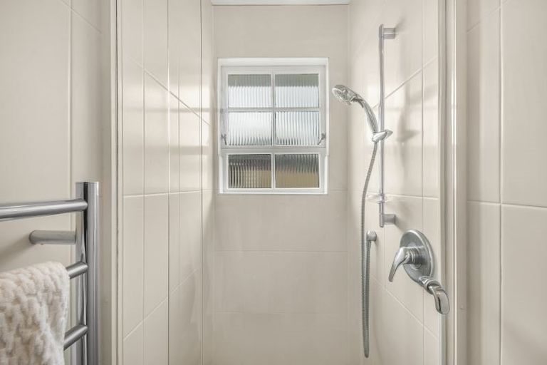 Photo of property in 9 Ashdown Place, Pahurehure, Papakura, 2113