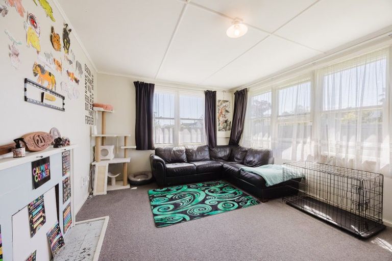 Photo of property in 18 Mackie Street, Waipukurau, 4200