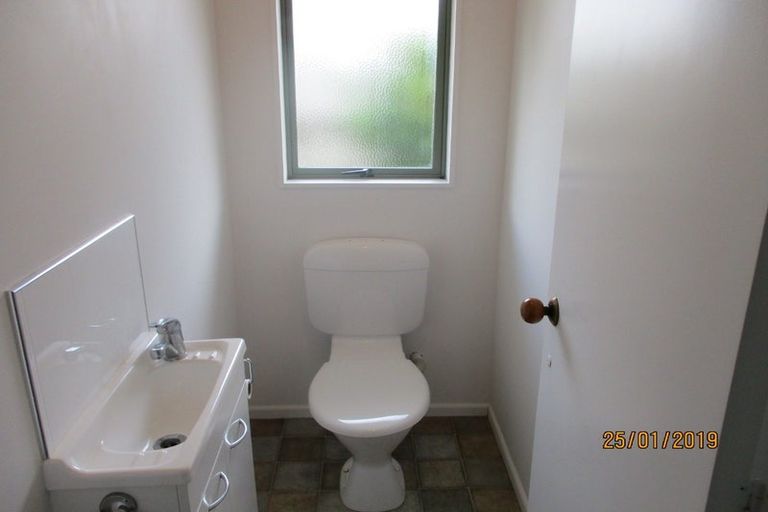 Photo of property in 2/76 Trafalgar Street, Waterloo, Lower Hutt, 5011