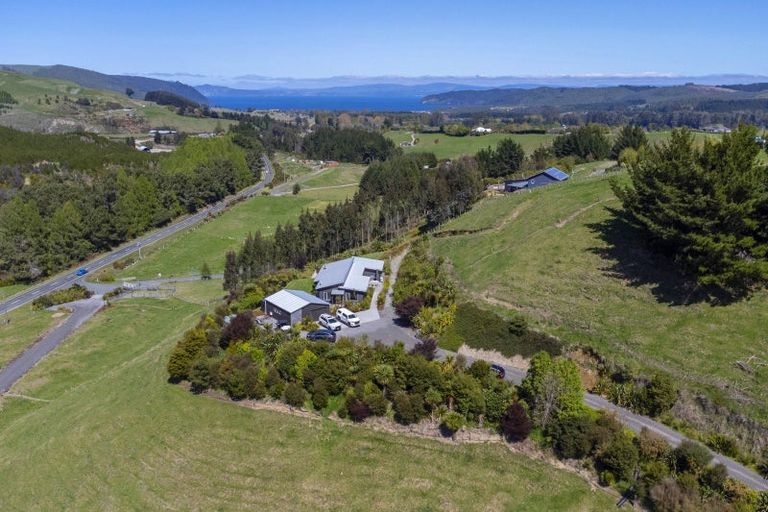 Photo of property in 550 Whangamata Road, Kinloch, Taupo, 3377