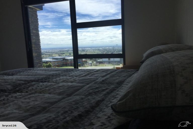 Photo of property in 117 Penruddock Rise, Westmorland, Christchurch, 8025