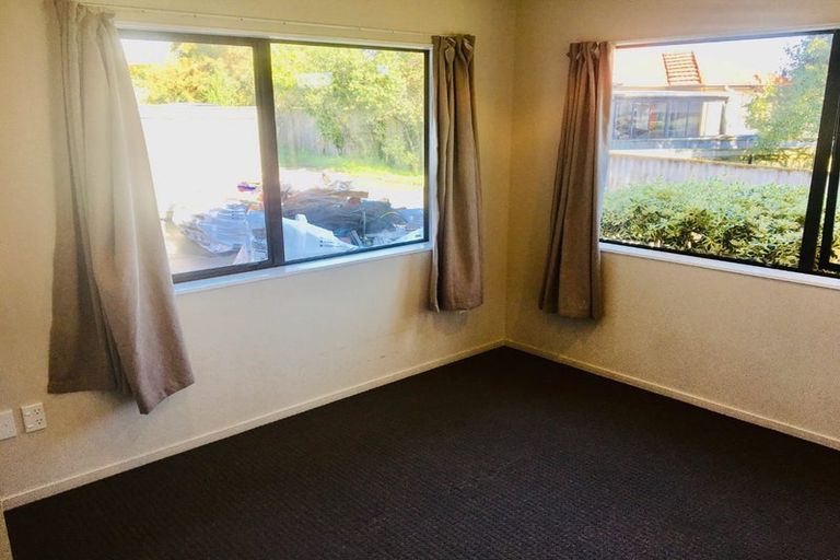 Photo of property in 102a Pah Road, Papatoetoe, Auckland, 2025