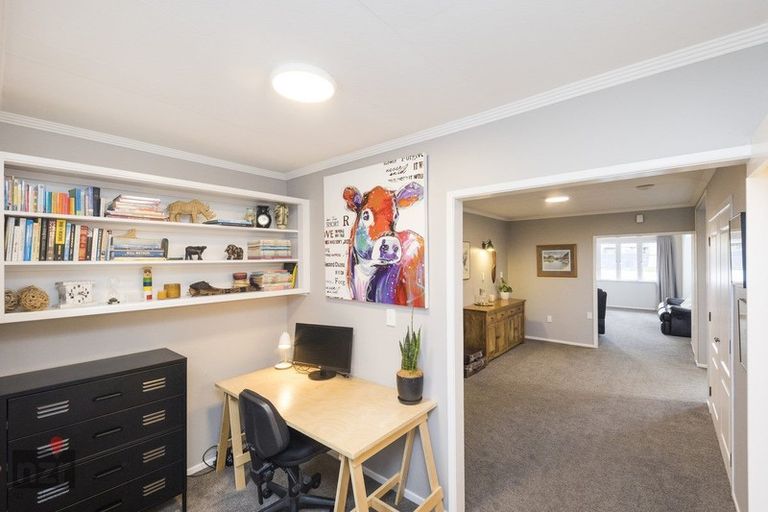 Photo of property in 6a Ranfurly Road, Feilding, 4702