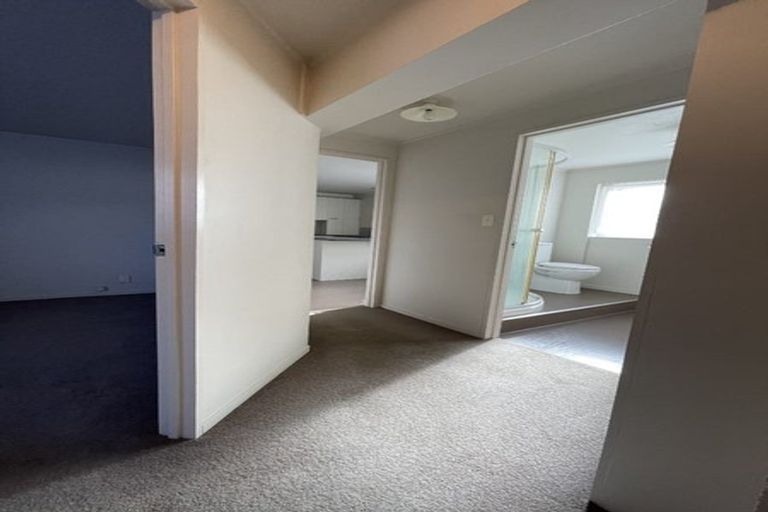 Photo of property in 1/35 Jaemont Avenue, Te Atatu South, Auckland, 0610