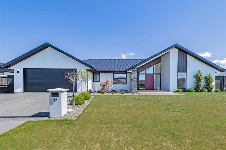 Photo of property in 29 Candlesticks Crescent, Lincoln, 7608