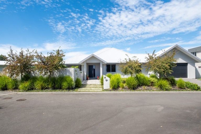 Photo of property in 86 Rochfort Road, Havelock North, 4130