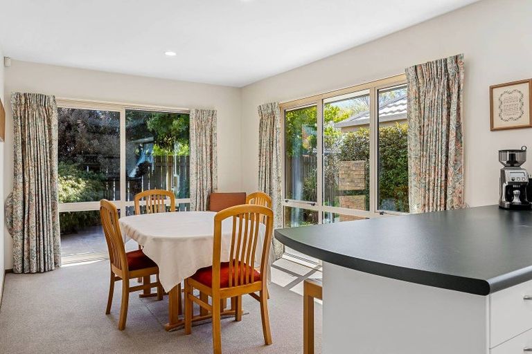 Photo of property in 2/43 Claridges Road, Casebrook, Christchurch, 8051