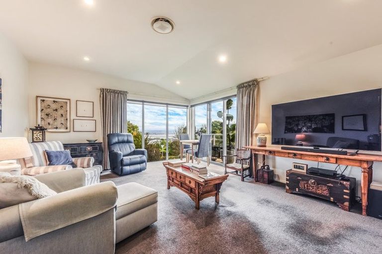 Photo of property in 6 Istana Place, Britannia Heights, Nelson, 7010