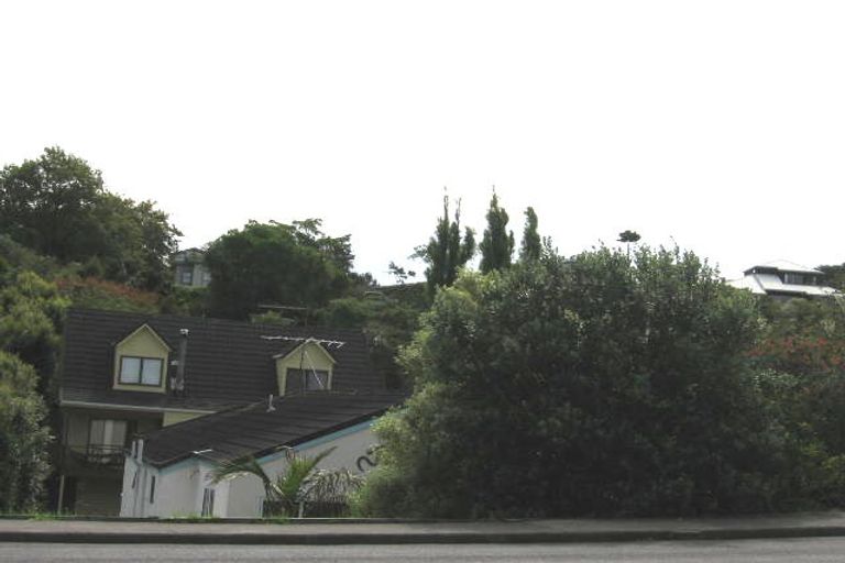 Photo of property in 2/964 Beach Road, Torbay, Auckland, 0630