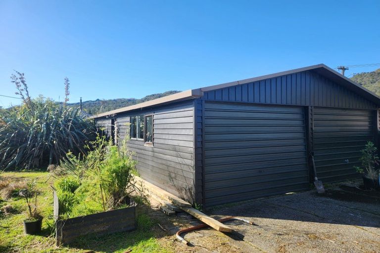 Photo of property in 32 Inverness Street, Dunollie, Runanga, 7803