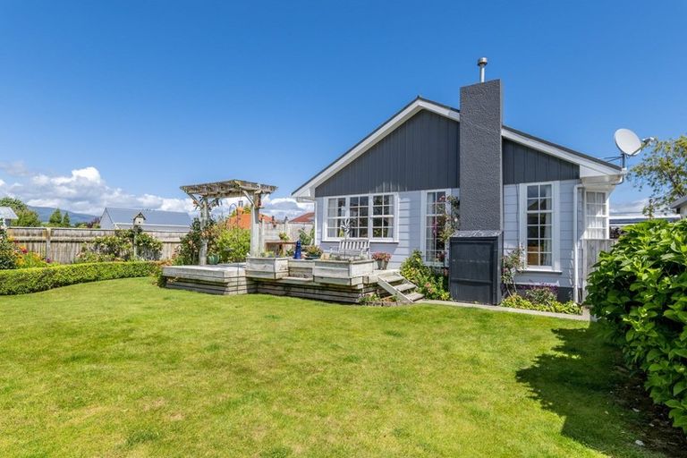 Photo of property in 18 Kirk Street, Otaki, 5512