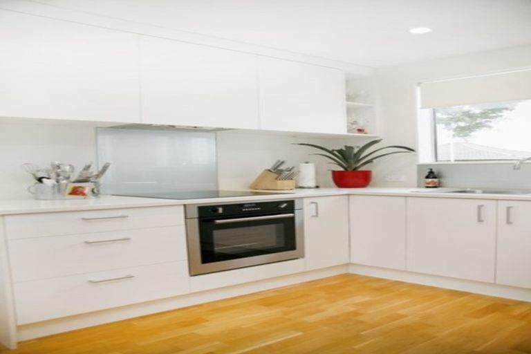 Photo of property in 24a Bunnythorpe Road, Papakura, 2110