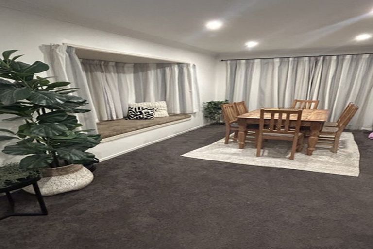 Photo of property in 119 Braemar Road, Castor Bay, Auckland, 0620