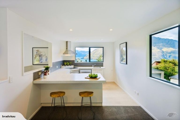 Photo of property in 41c Dart Place, Fernhill, Queenstown, 9300
