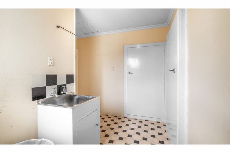 Photo of property in 327 Layard Street, Waverley, Invercargill, 9810