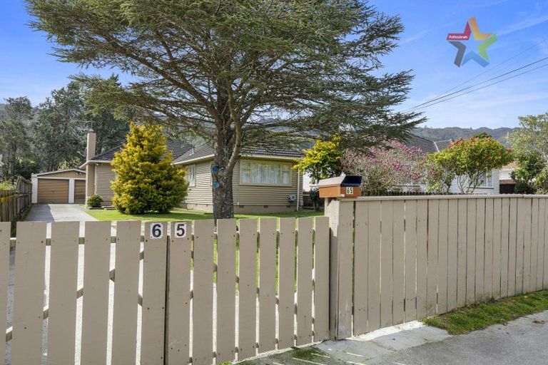 Photo of property in 65 Glen Road, Stokes Valley, Lower Hutt, 5019