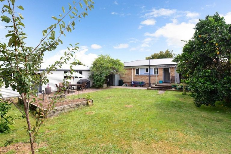 Photo of property in 14 Edinburgh Road, Hillcrest, Hamilton, 3216