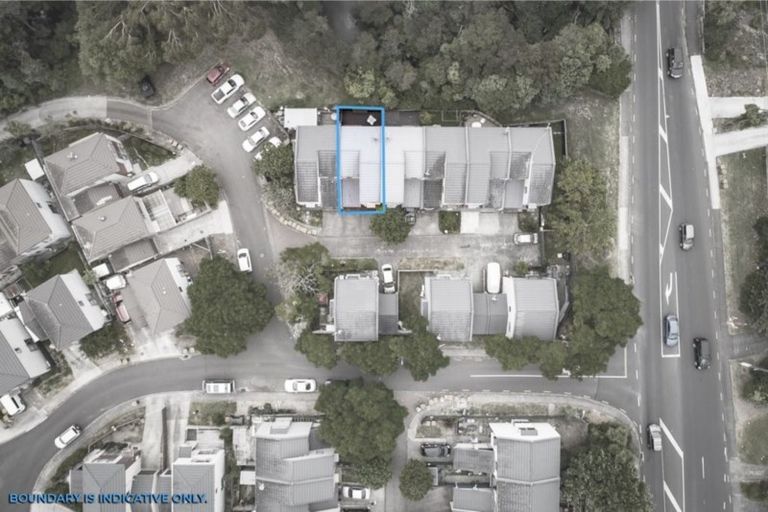 Photo of property in 15 Sun Place, Henderson, Auckland, 0612