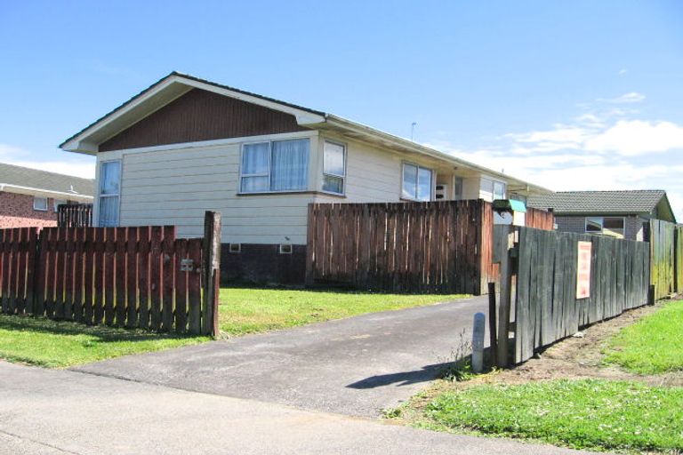 Photo of property in 2/67 Ferndown Avenue, Papatoetoe, Auckland, 2025