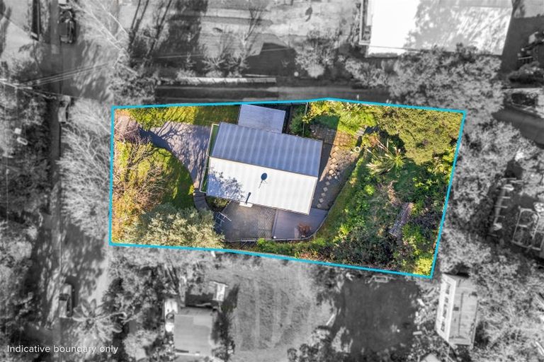 Photo of property in 32 Elmslie Road, Pinehaven, Upper Hutt, 5019