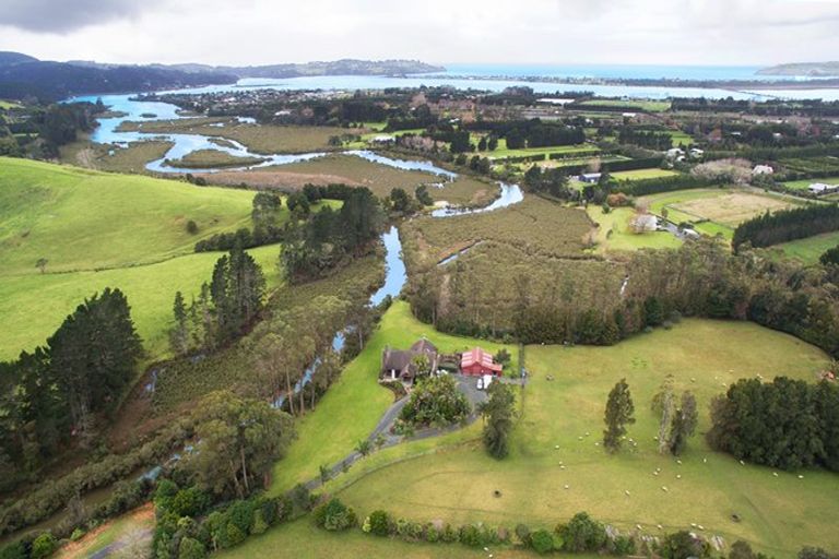 Photo of property in 1085 Leigh Road, Matakana, Warkworth, 0985