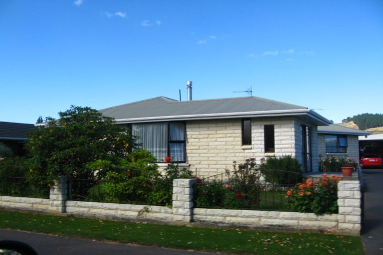 Photo of property in 30 Cedar Crescent, Mosgiel, 9024